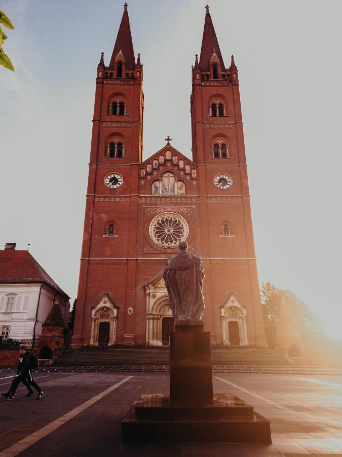 Appartamento Holy Ðakovo Esterno foto
